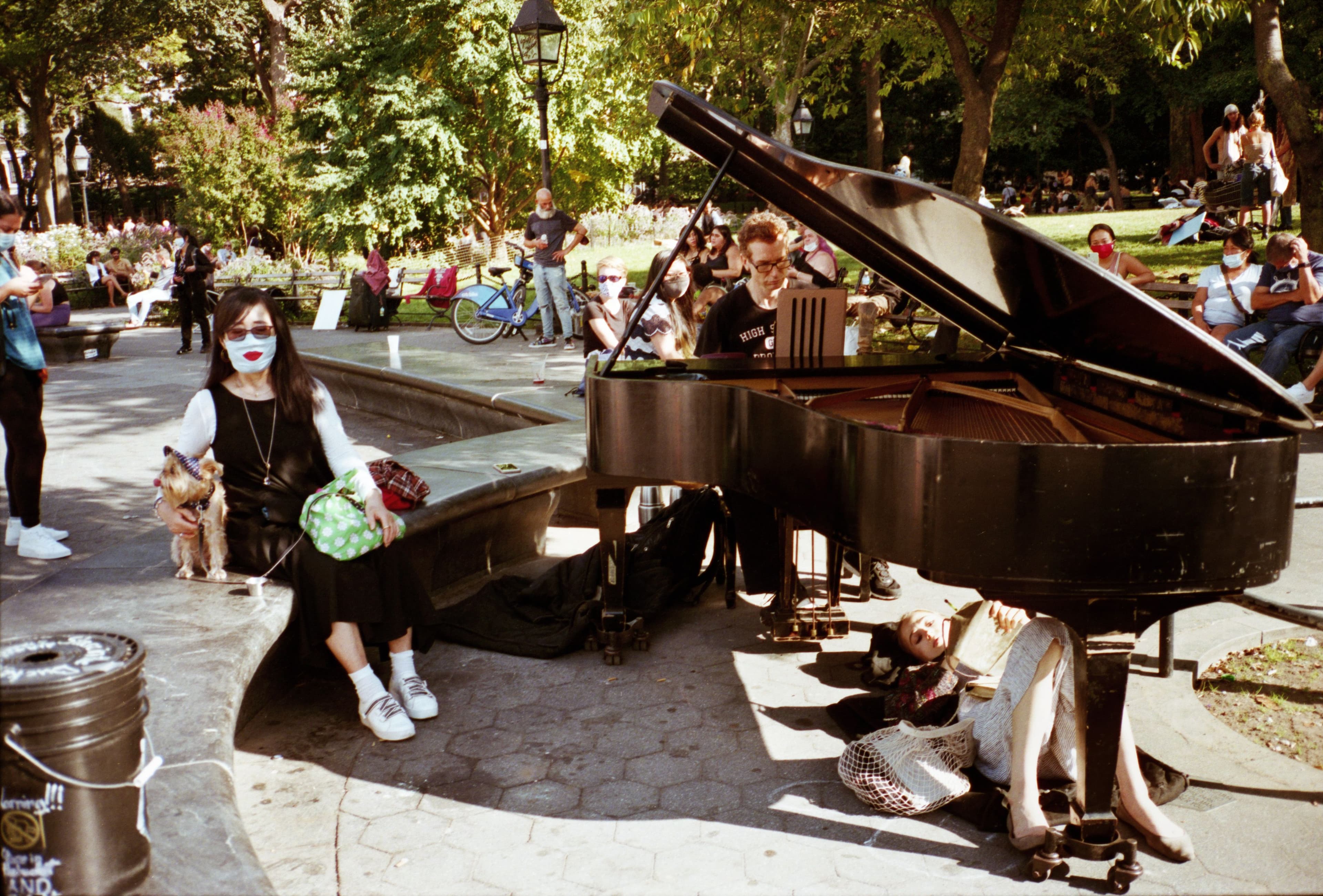 Sarai Mari Celebrates New York Rising