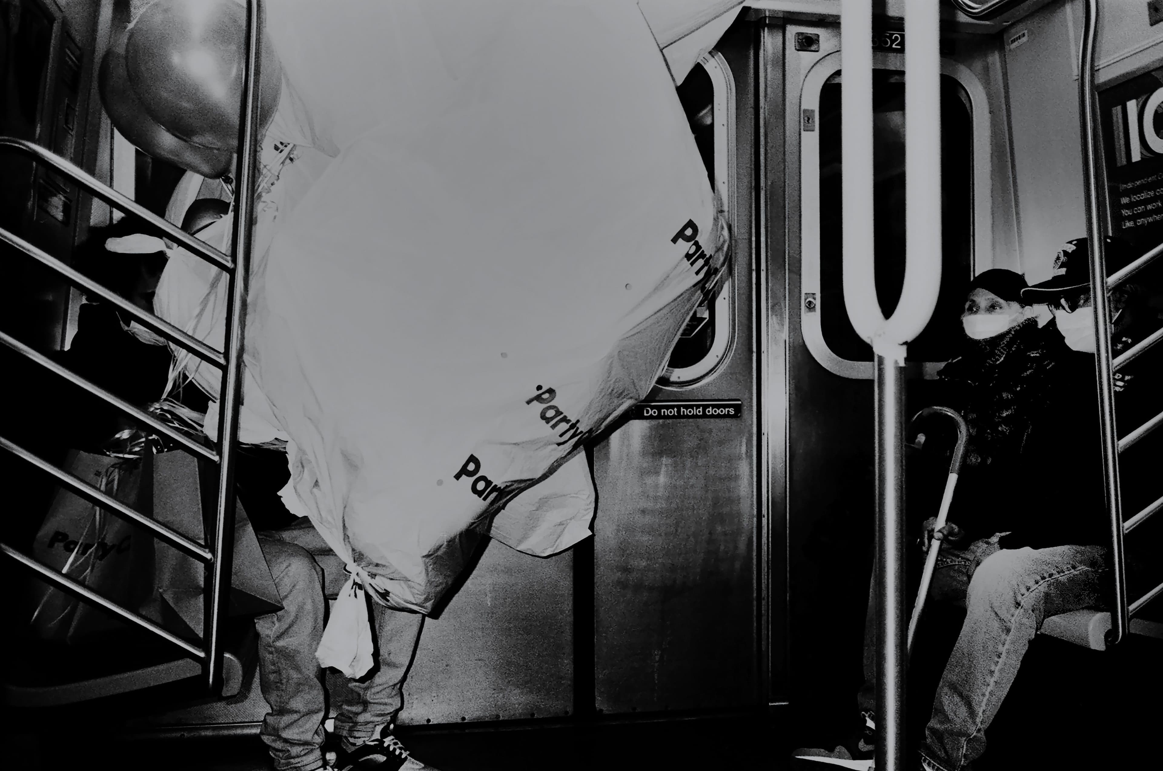 New York by Mari Sarai